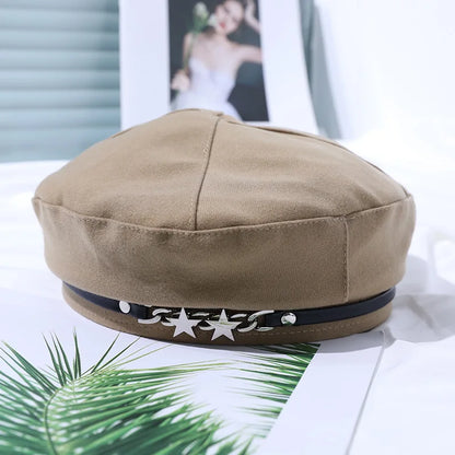 Damski gorący bawełniany metalowy beret z logo gwiazdy C 
