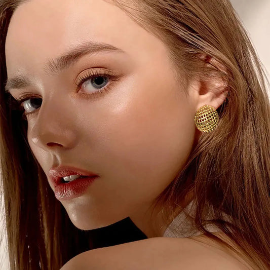 Elegant 18K Gold Plated Hollowed C-Shaped Hoop Earrings